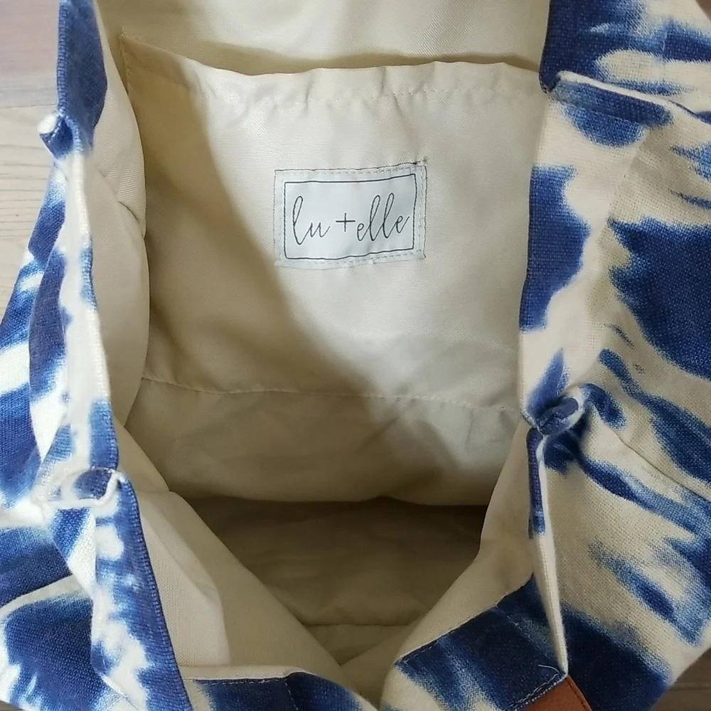 lu + elle Laguna Beach Tote - Picture 7 of 16